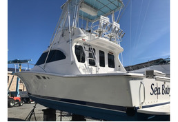 SOLD - Luhrs 32' Convertible