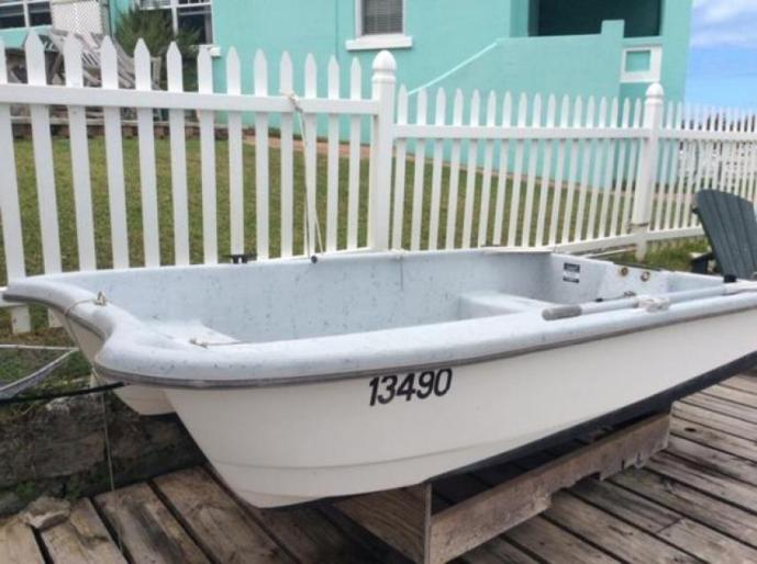 SOLD - Livingston & motor