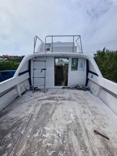 SOLD - Silverton 28’ Project Boat