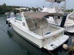 SOLD - Sea Ray 370 Express - Diesel