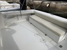 SOLD - Sea Ray 370 Express - Diesel