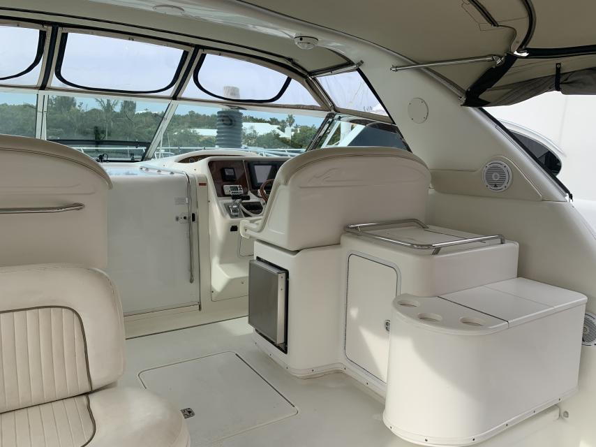 SOLD - Sea Ray 370 Express - Diesel