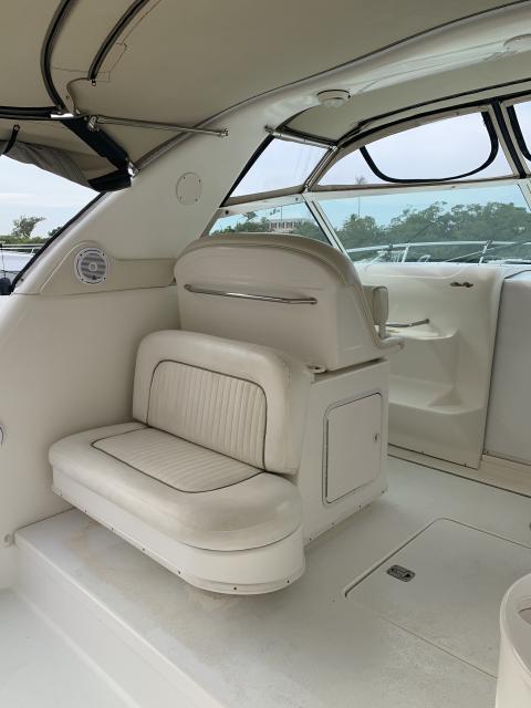 SOLD - Sea Ray 370 Express - Diesel