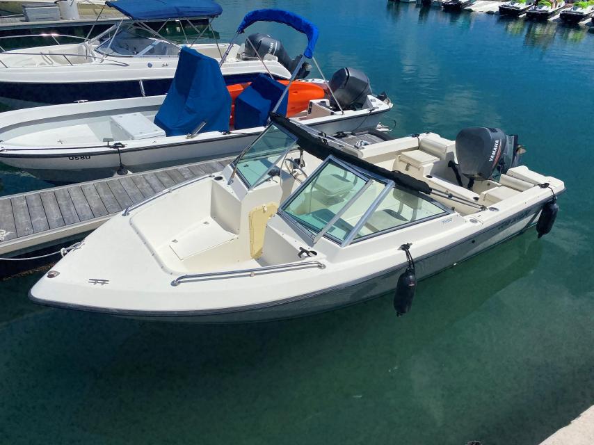 1996 Pursuit 19.5' Bowrider w/ 2-stroke Yamaha 130 4-cylinder