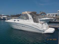 SeaRay 300 in Excellent Condition