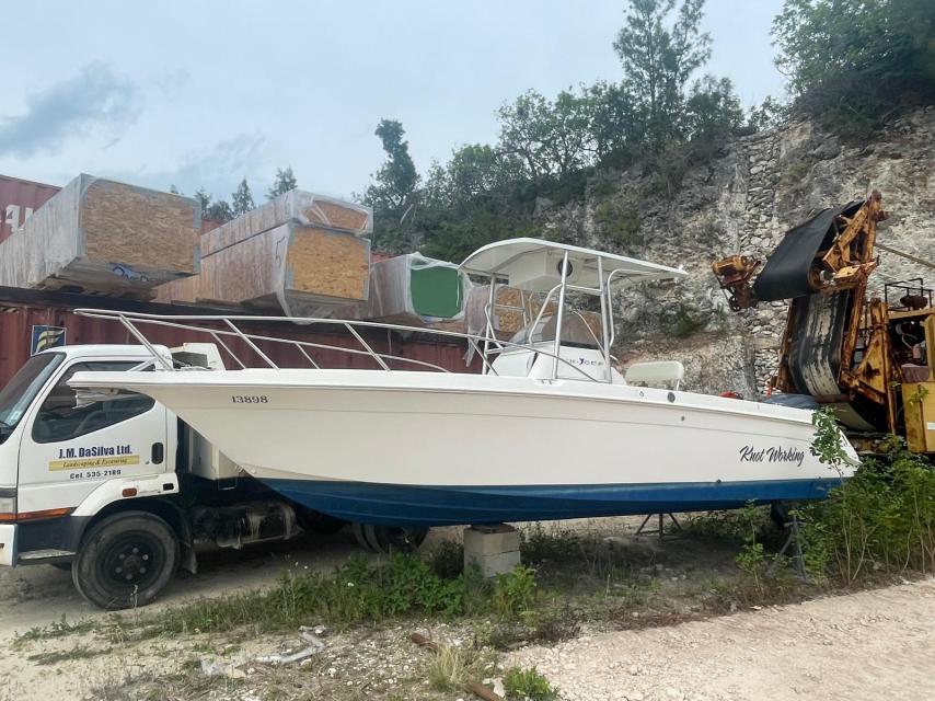 23' Wellcraft - Center Console