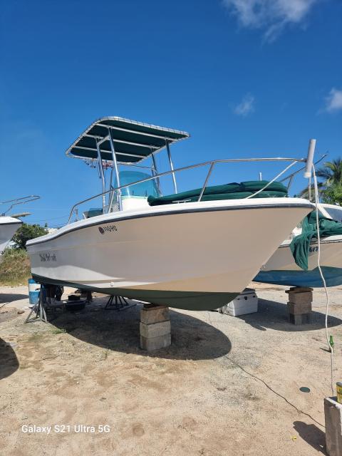 Center Console $12k Fully Serviced Mercury 150