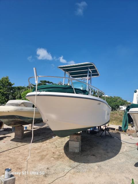 Center Console $15k Fully Serviced Mercury 150