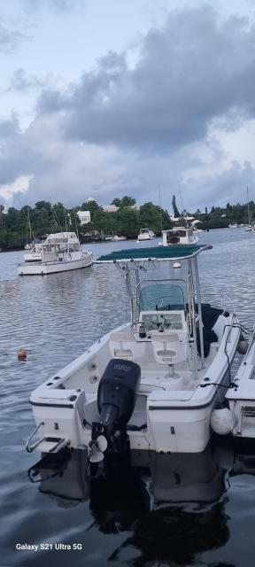 Center Console $12k Fully Serviced Mercury 150