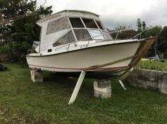 20’ Shamrock with Yamaha 200 also includes new parts