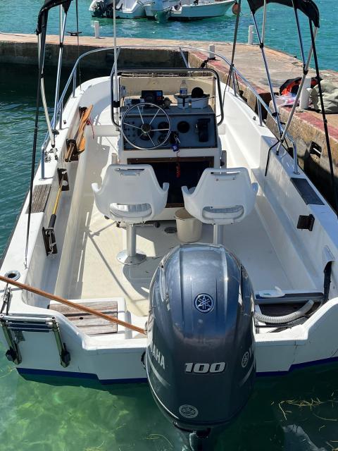 18’6” Classic Wahoo Center Console