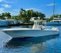 2010 Yellowfin 29ft  2023 Yamaha 300s 4 stroke 300hrs