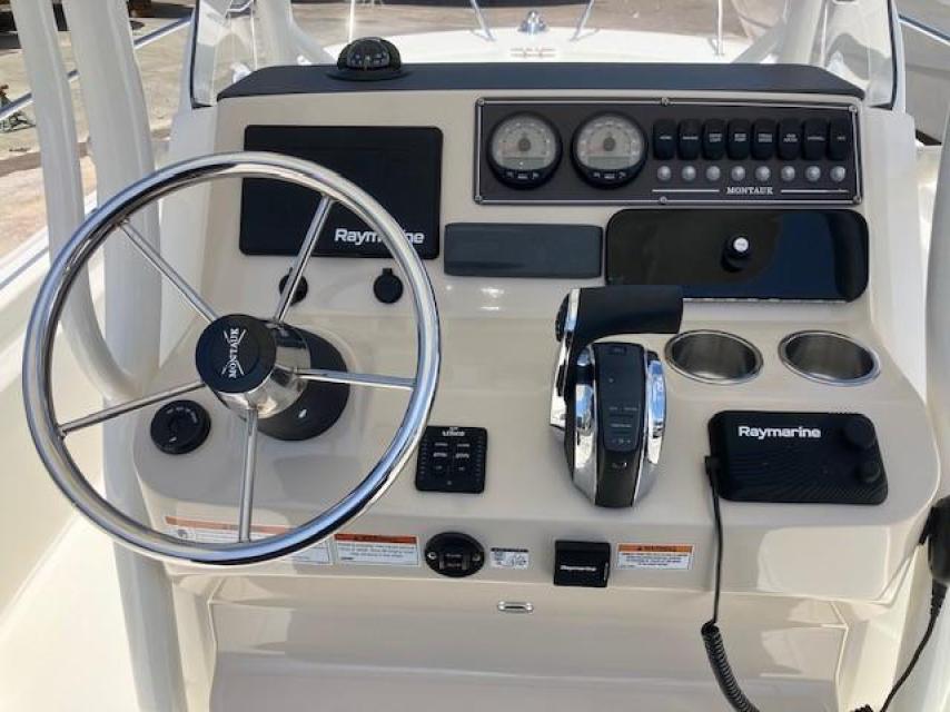 Amazing Opportunity to own a nearly new Boston Whaler!