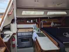 For Sale: 1987 Catalina 30 Sailboat