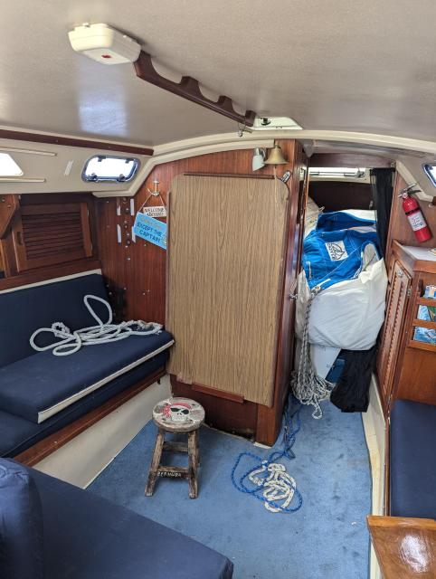 For Sale: 1987 Catalina 30 Sailboat