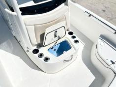 2018 Boston Whaler