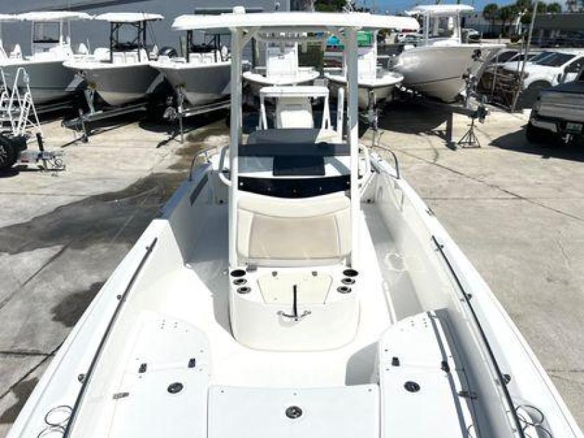 2018 Boston Whaler