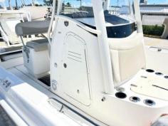 2018 Boston Whaler