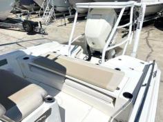 2018 Boston Whaler