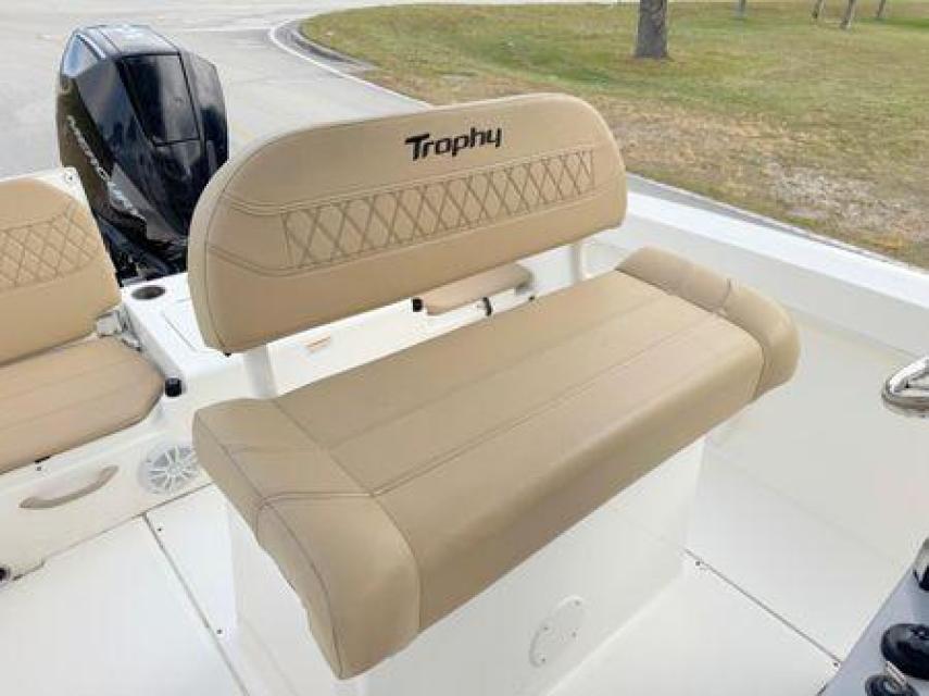 2022 Center Console