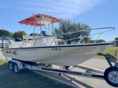 Boston Whaler Dauntless