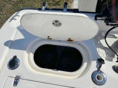 Boston Whaler Dauntless