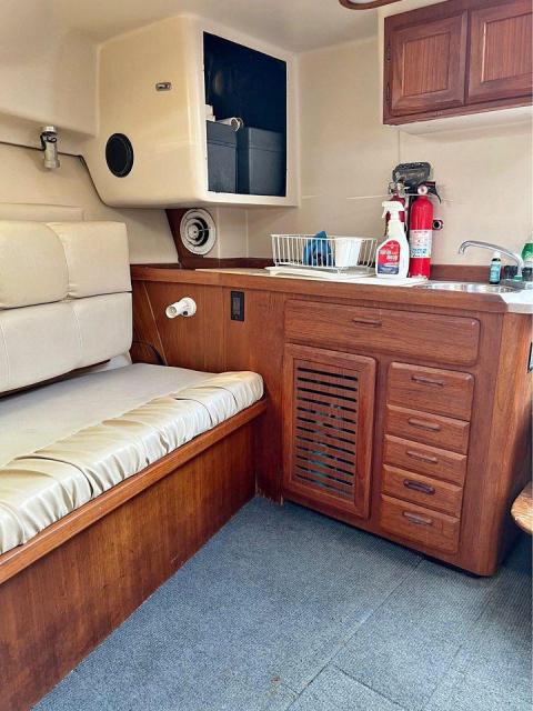 1989 Luhrs 29 Open