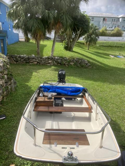 Boston whaler 13ft sport