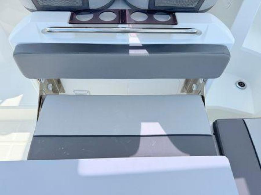 2018 Jeanneau Leader 9.0 WA 181HRS