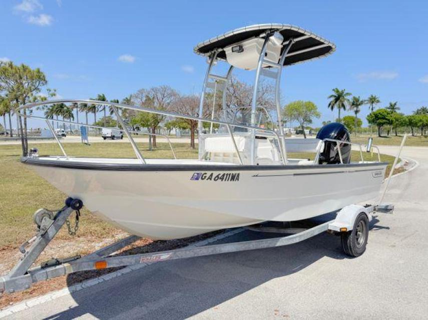 Boston Whaler Montauk 17ft  2024 90hp Mercury 19hrs