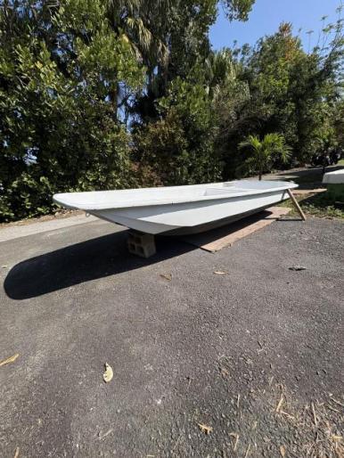 13ft skiff -New Awlgrip Spray Job