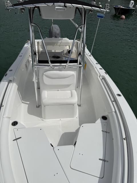 2011 Sea Hunt Triton 22.5