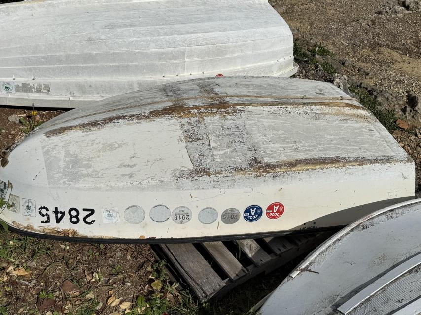 Mooring for sale.     AMMENDED.