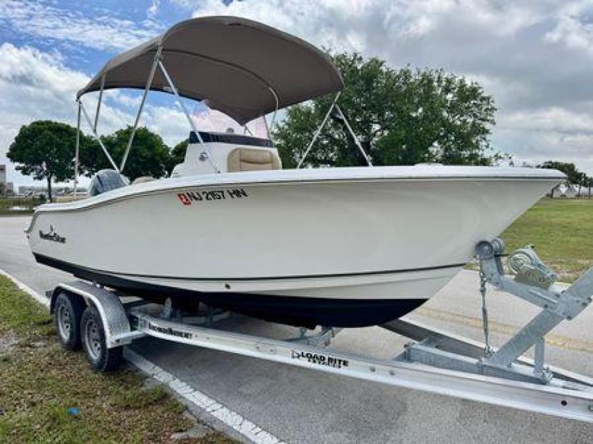 2019 NauticStar 2102 Legacy 186hrs
