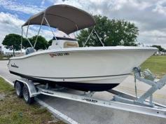 2019 NauticStar 2102 Legacy 186hrs