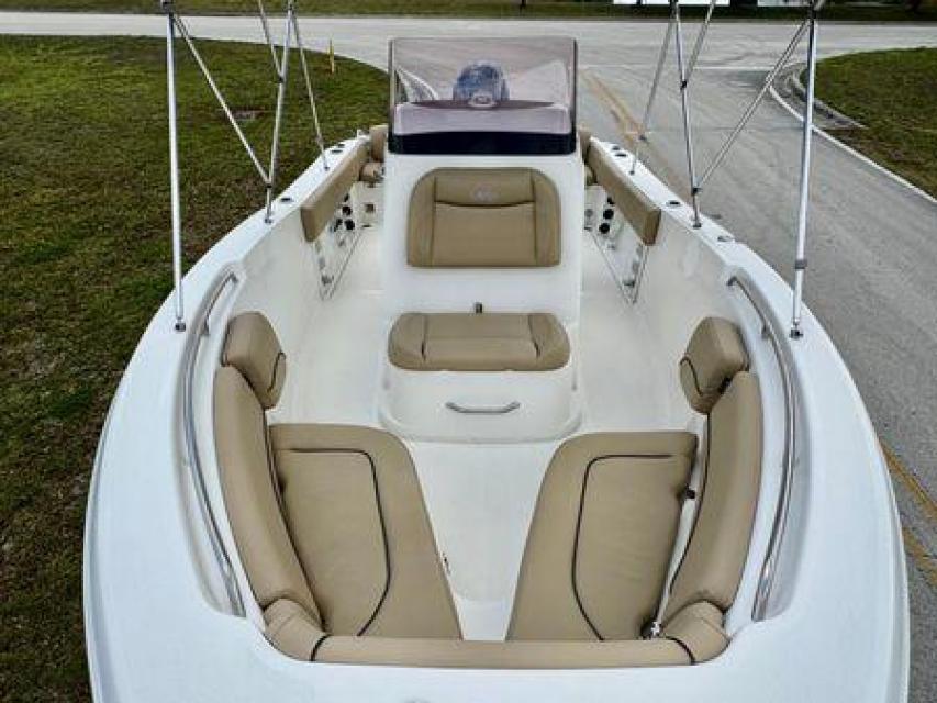 2019 NauticStar 2102 Legacy 186hrs