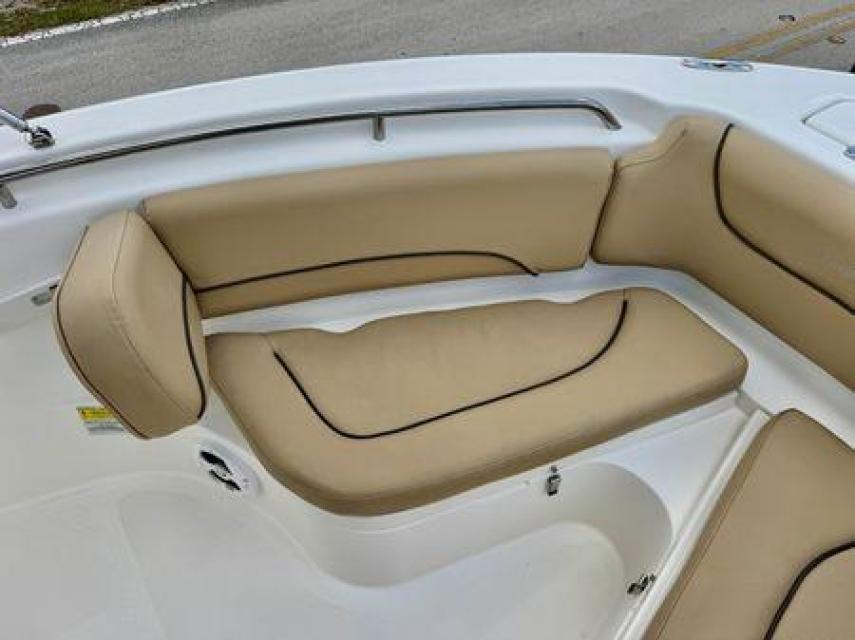 2019 NauticStar 2102 Legacy 186hrs