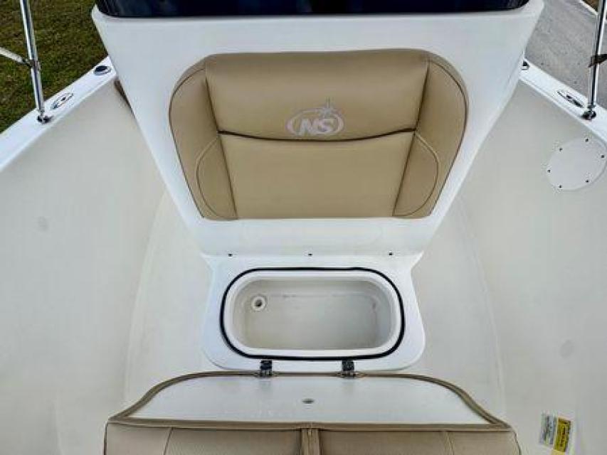 2019 NauticStar 2102 Legacy 186hrs
