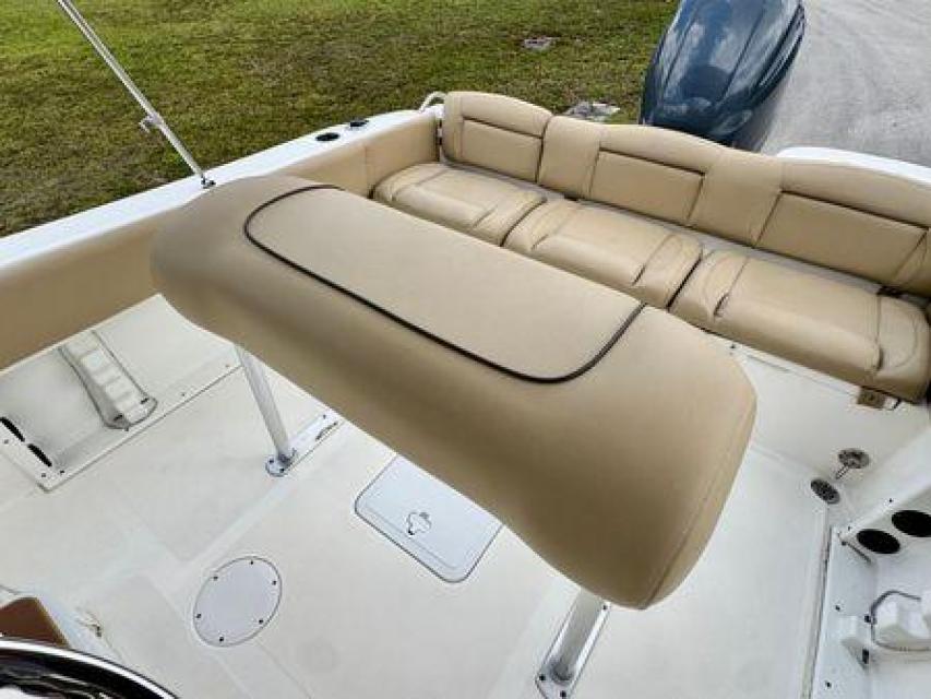 2019 NauticStar 2102 Legacy 186hrs