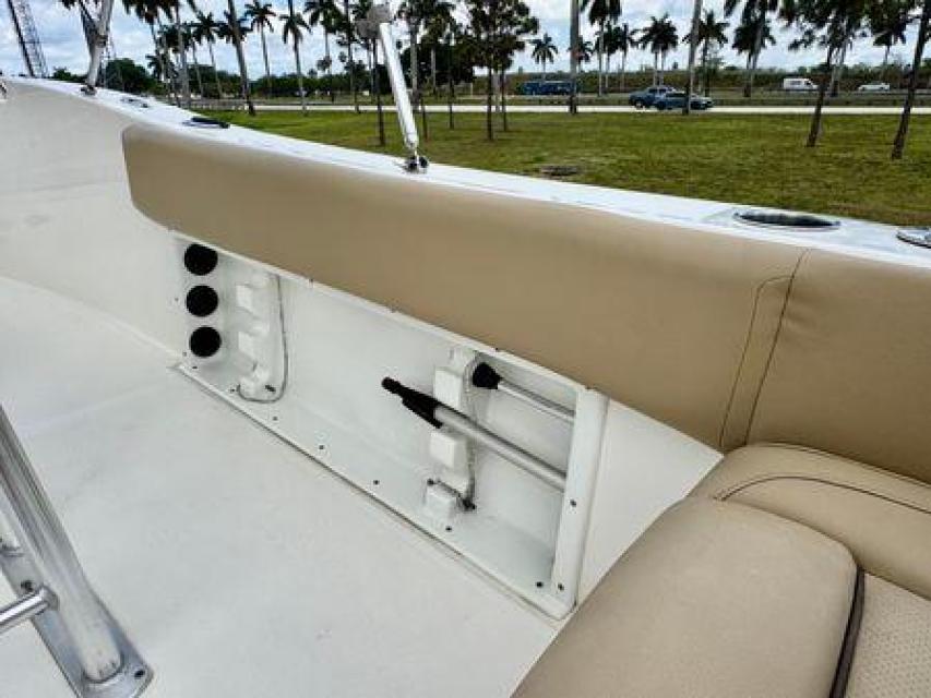 2019 NauticStar 2102 Legacy 186hrs