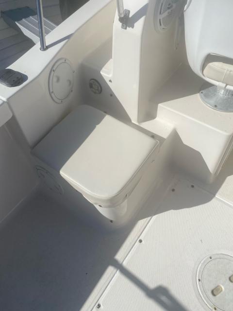 Sea Hunt Cuddy Walkaround
