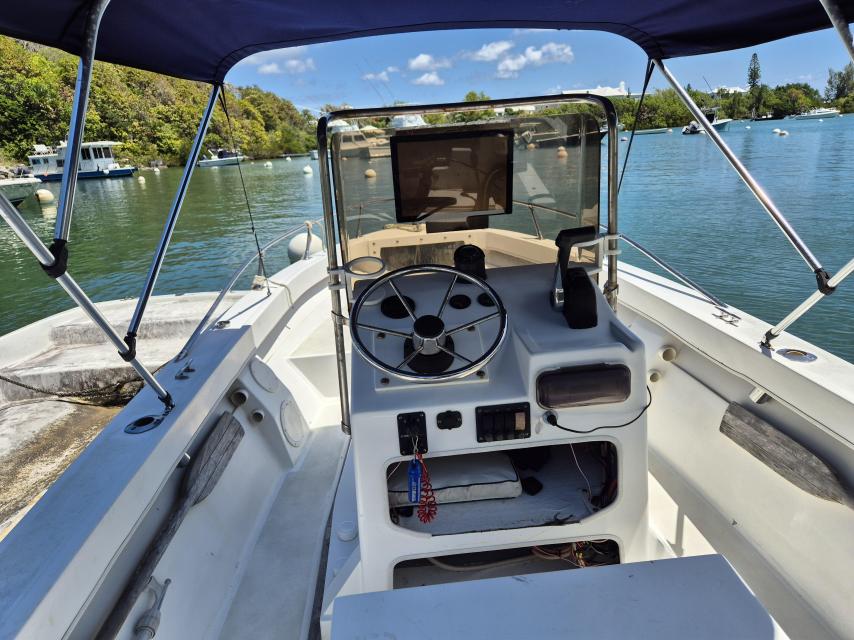 18' Center Console