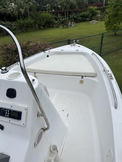 SOLD - Sea Fox Center Console