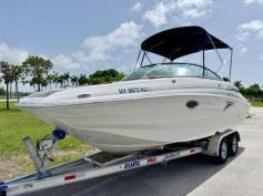 2023 Crownline E235 XS