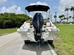 2023 Crownline E235 XS