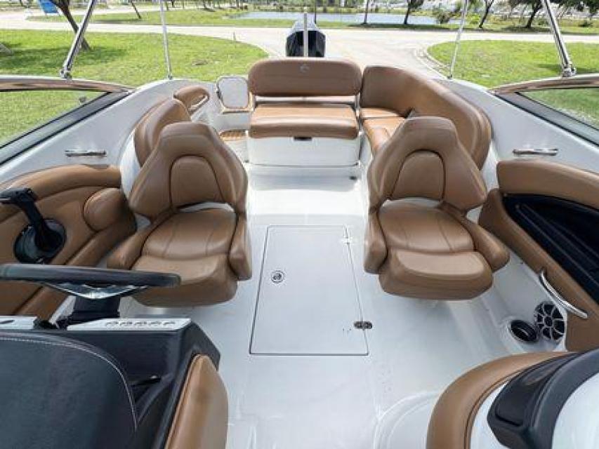 2023 Crownline E235 XS