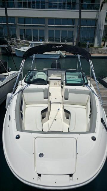 Sea Ray SDX 240 Outboard
