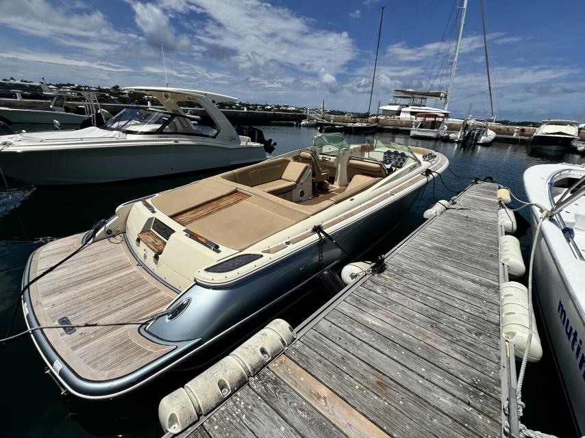 OFF MARKET - Chris Craft Launch Lone Star - Off Market