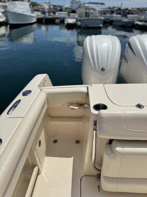 SOLD - Grady White Freedom 285 Dual Console