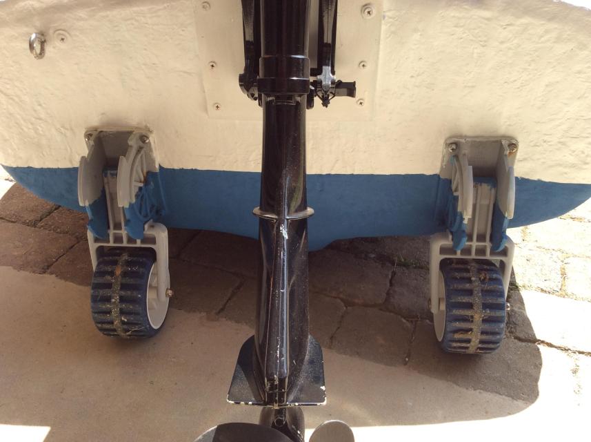 7’6” Punt with 2.5 hp Mercury